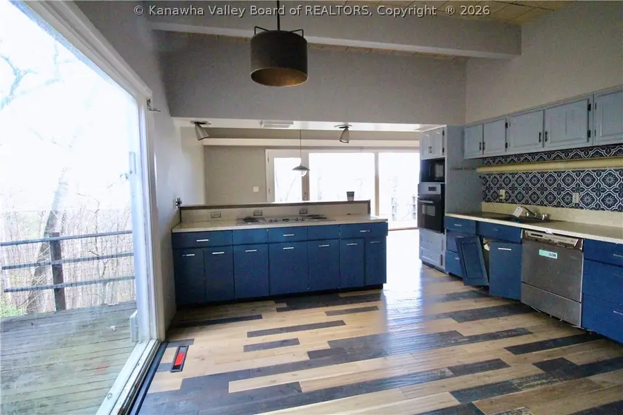 1534 Summit Drive, Charleston, WV 25302 - #3