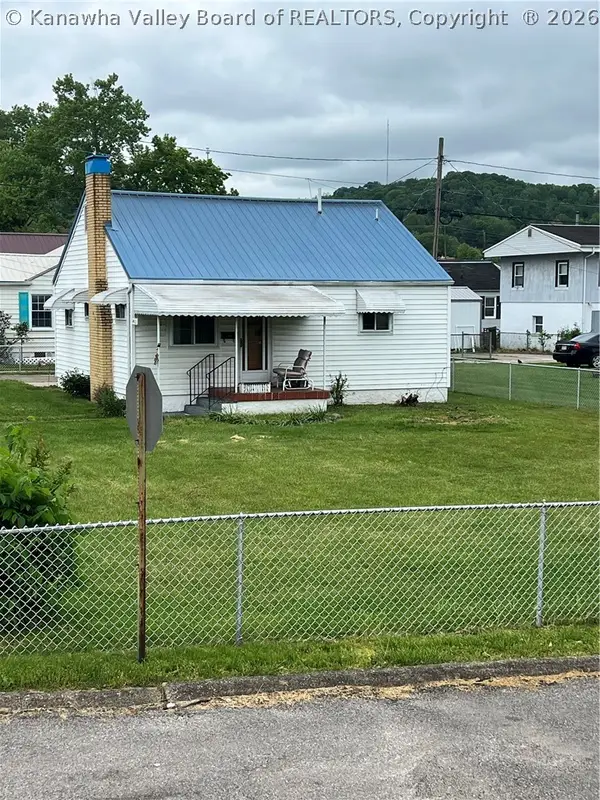 401 Walnut Street, St Albans, WV 25177