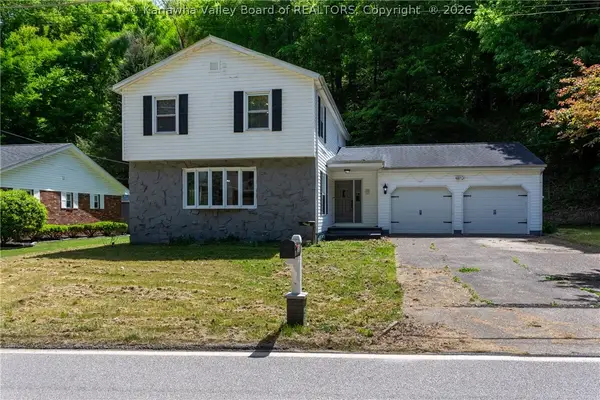 726 Lower Donally Road, Charleston, WV 25304