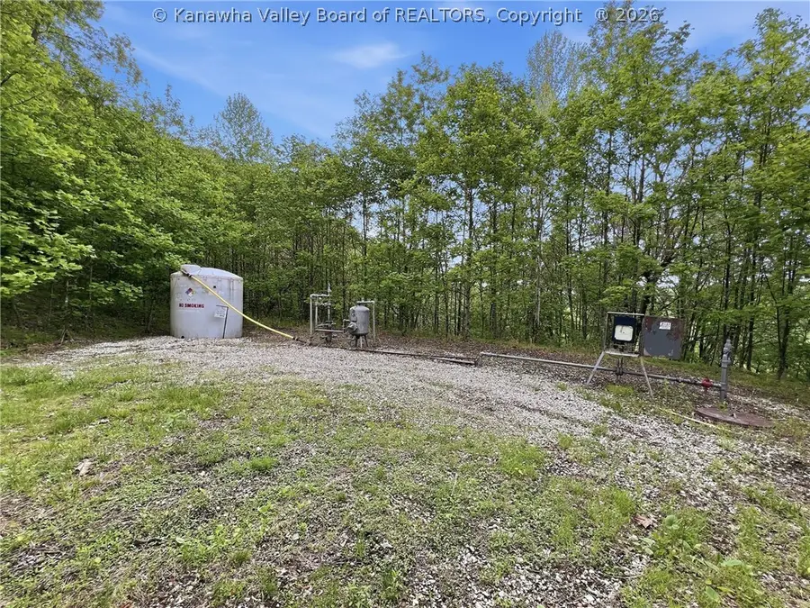 54 Kirk Hill Road, Chapmanville, WV 25508 - #3