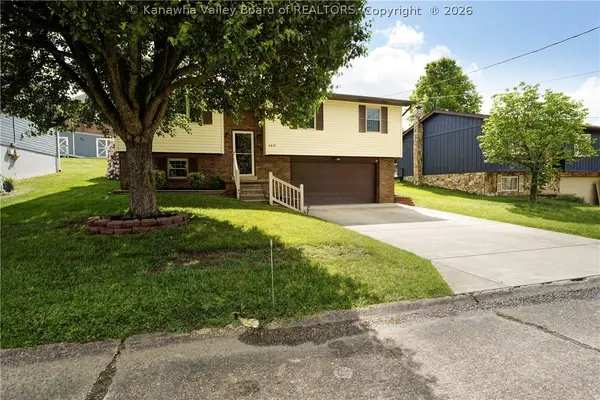 166 Timberlake Circle, Scott Depot, WV 25560