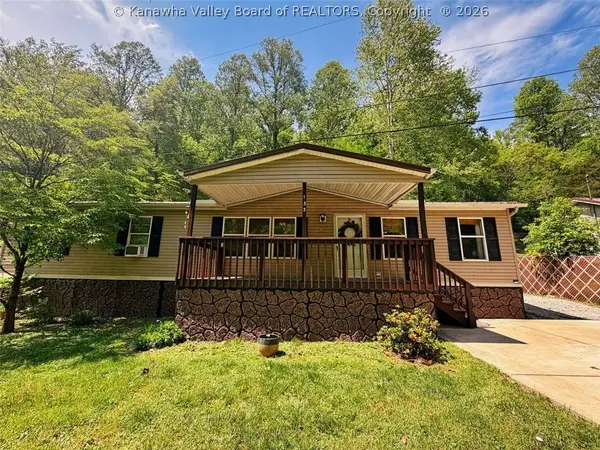133 John Edward Lane, Elkview, WV 25071