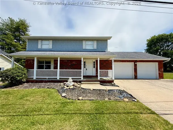 207 Taylor Drive, Hurricane, WV 25526