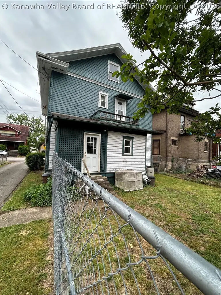 205 Ruffner Avenue, Charleston, WV 25311 - #3