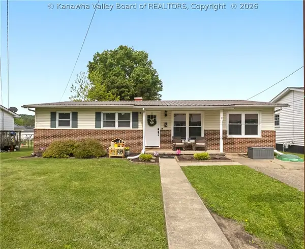 102 Mcconkey Avenue, Barboursville, WV 25504