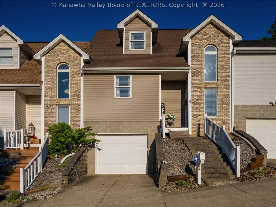 19 Townhouse Drive, Hurricane, WV 25526 - #2