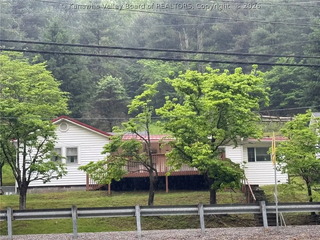 1136 Clay Highway Highway, Clay, WV 25043 - #1