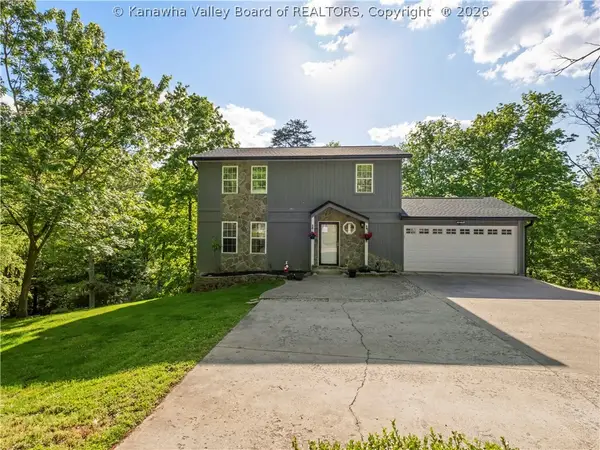 8 Beech Lane, Hurricane, WV 25526