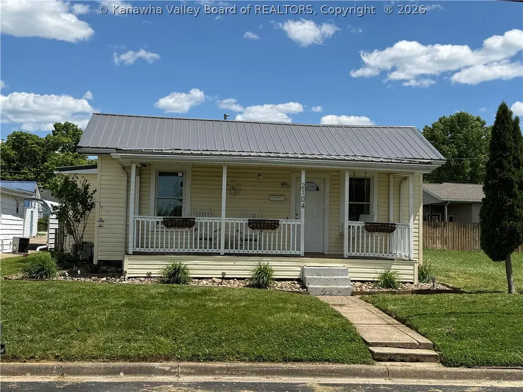 2104 Lincoln Avenue, Point Pleasant, WV 25550 - #1
