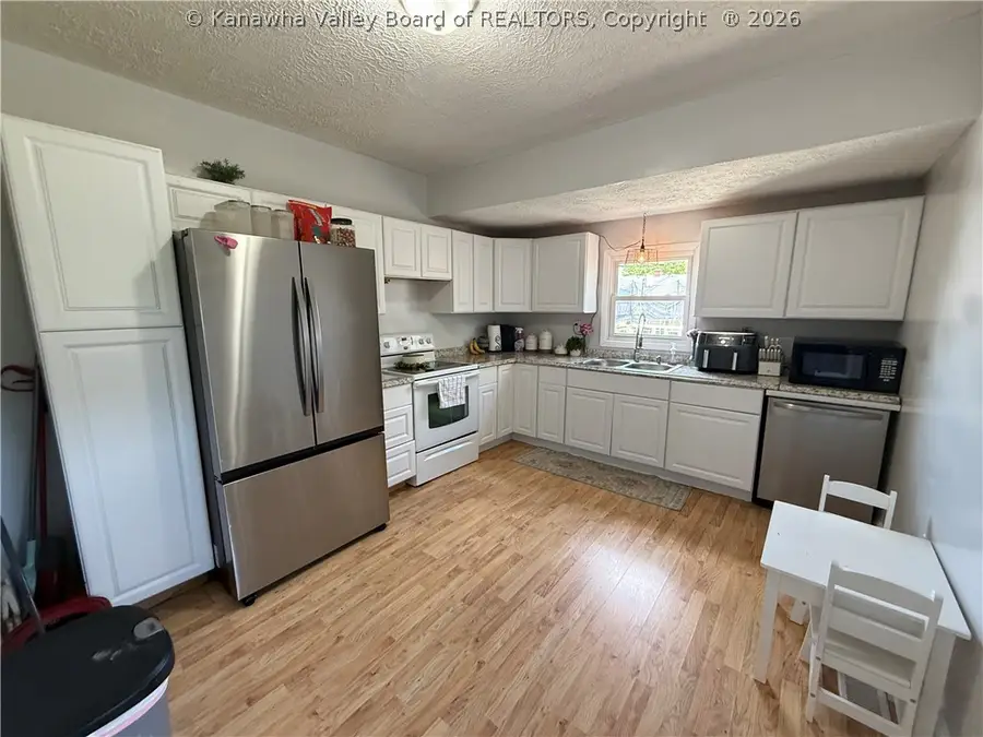2104 Lincoln Avenue, Point Pleasant, WV 25550 - #3