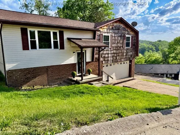 5106 Sunshine Circle, Cross Lanes, WV 25313