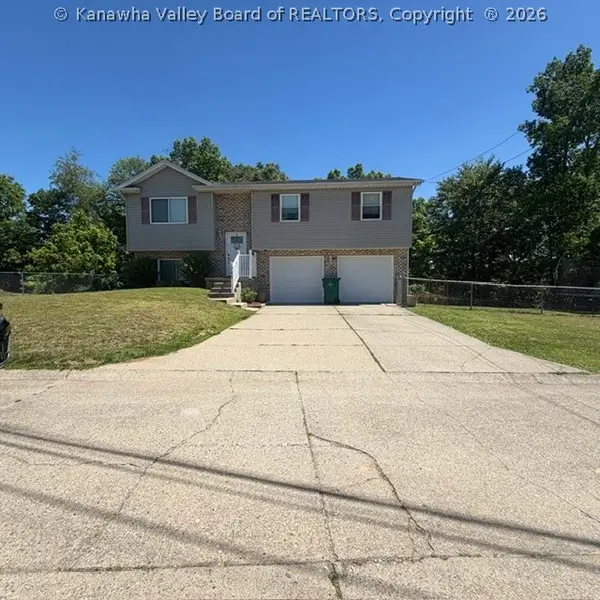 307 Linden Lane, Hurricane, WV 25510