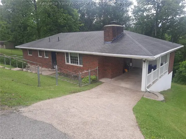 415 Skyline Drive, Charleston, WV 25302