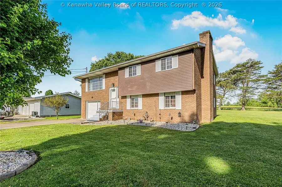 116 Forsynthia Avenue, Davisville, WV 26142 - #2