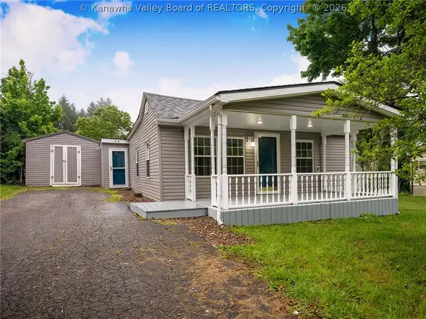 2232 Oakridge Drive, Charleston, WV 25311