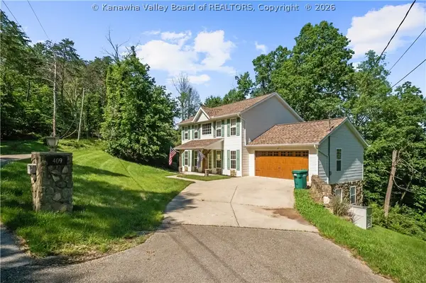 409 Rough Ridge Road, Hurricane, WV 25526