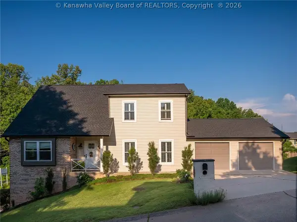 2 Vincent Drive, Nitro, WV 25143