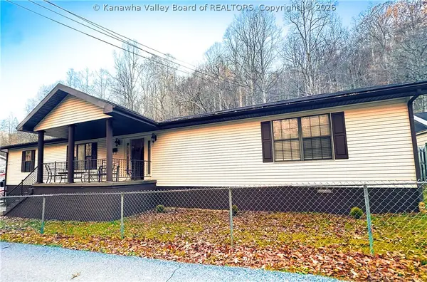 413 Bills Branch Road, Logan, WV 25624