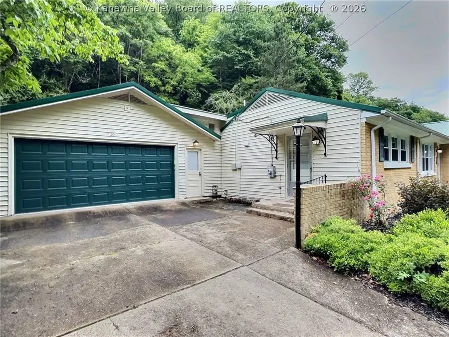 729 Chappell Road, Charleston, WV 25304 - #2