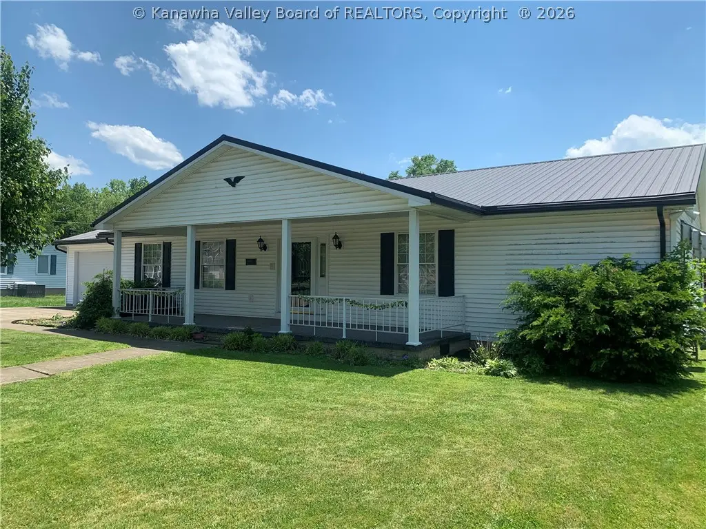 2811 Berkeley Avenue, Saint Albans, WV 25177 - #1