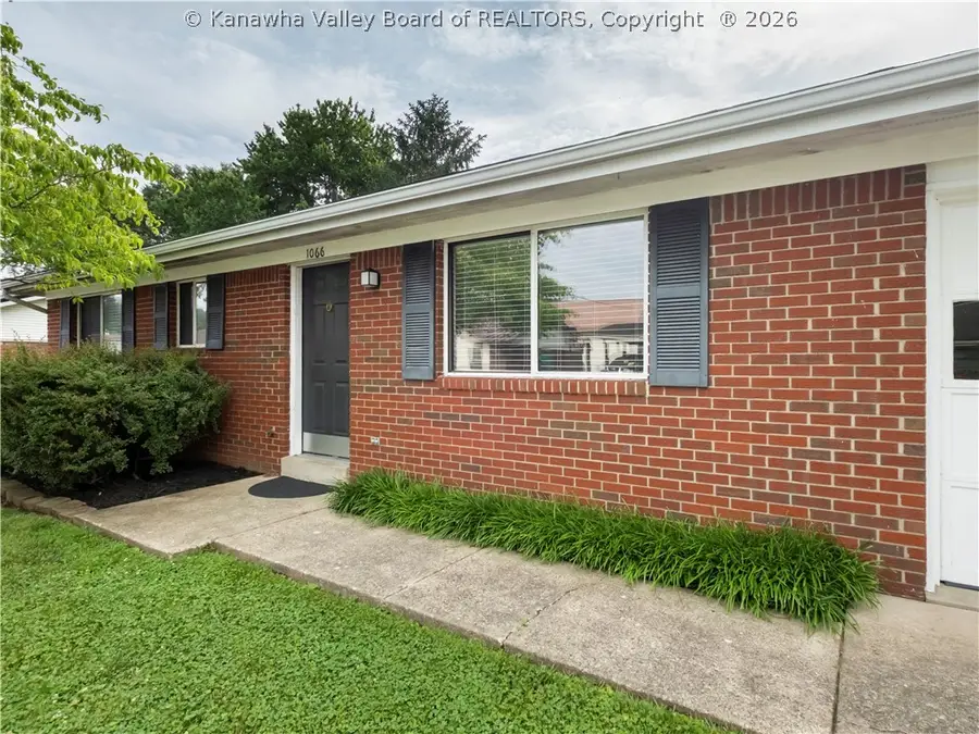 1066 Riverdale Estates, Winfield, WV 25213 - #2