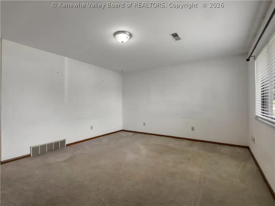 1066 Riverdale Estates, Winfield, WV 25213 - #3