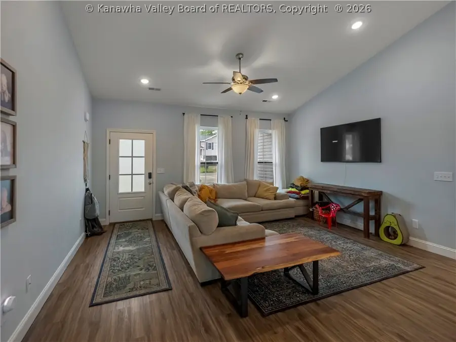112 Knights Court, Scott Depot, WV 25560 - #2