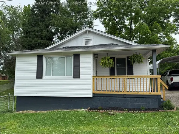 638 Daverton Road, South Charleston, WV 25303