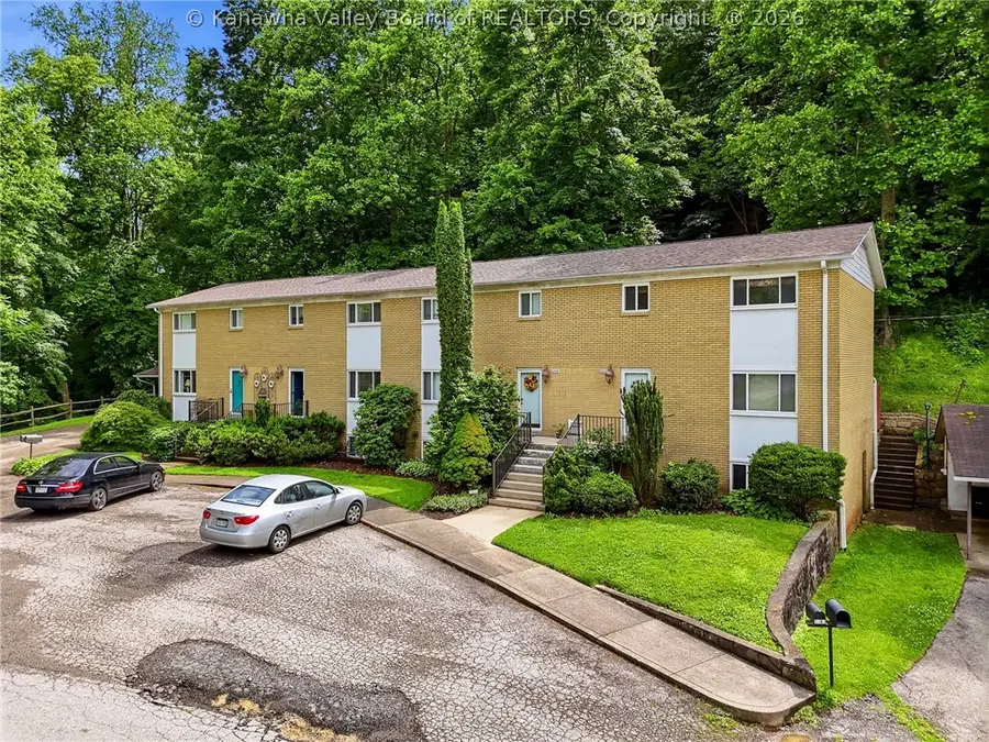 1808 Roundhill Road, Charleston, WV 25314 - #3