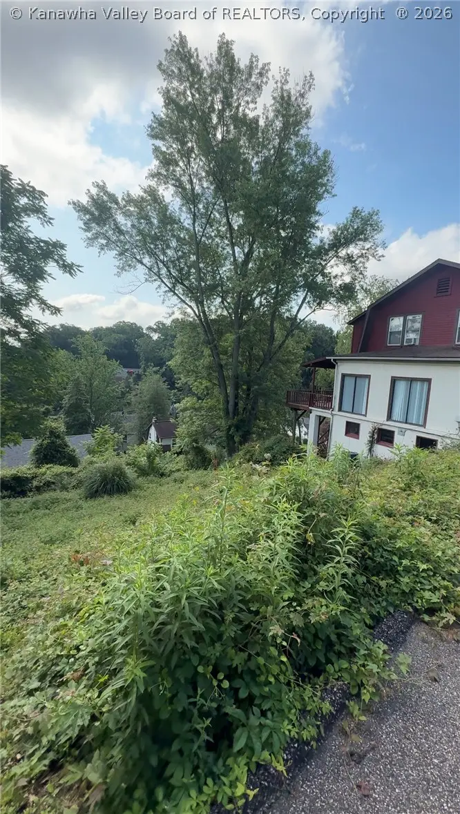 944 Ridgemont Road, Charleston, WV 25314 - #2