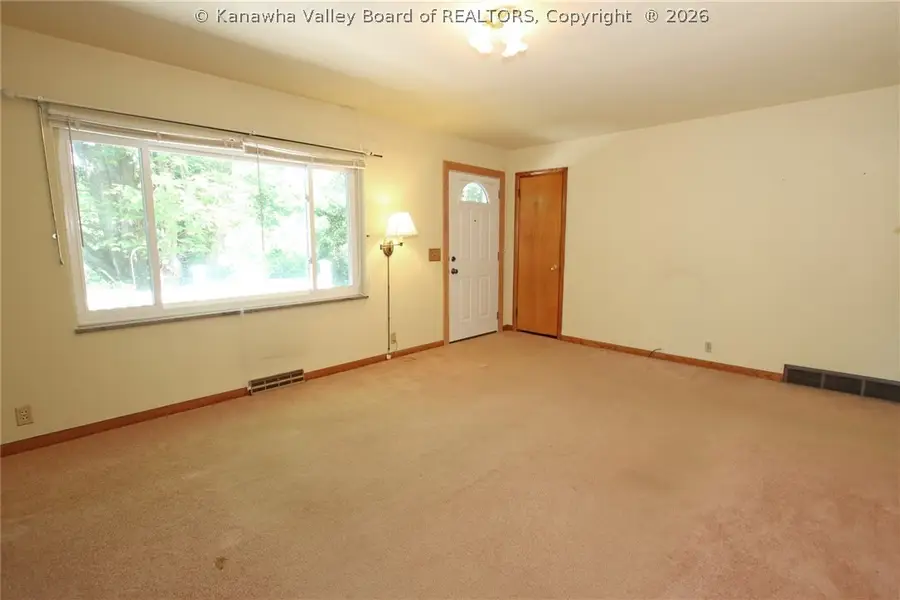 657 Timber Lane, Elkview, WV 25071 - #2