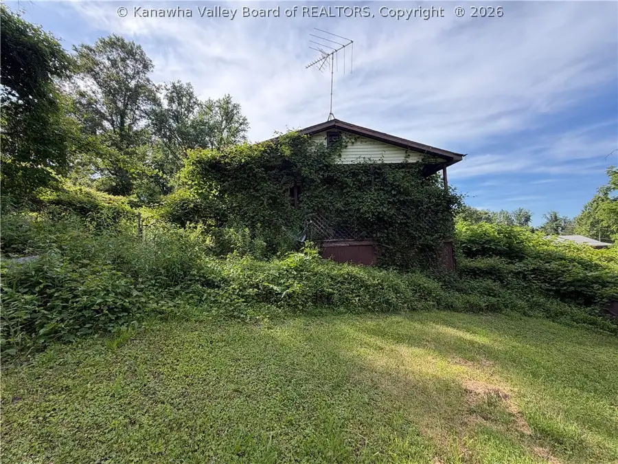 115 Miller Street, Saint Albans, WV 25177 - #2