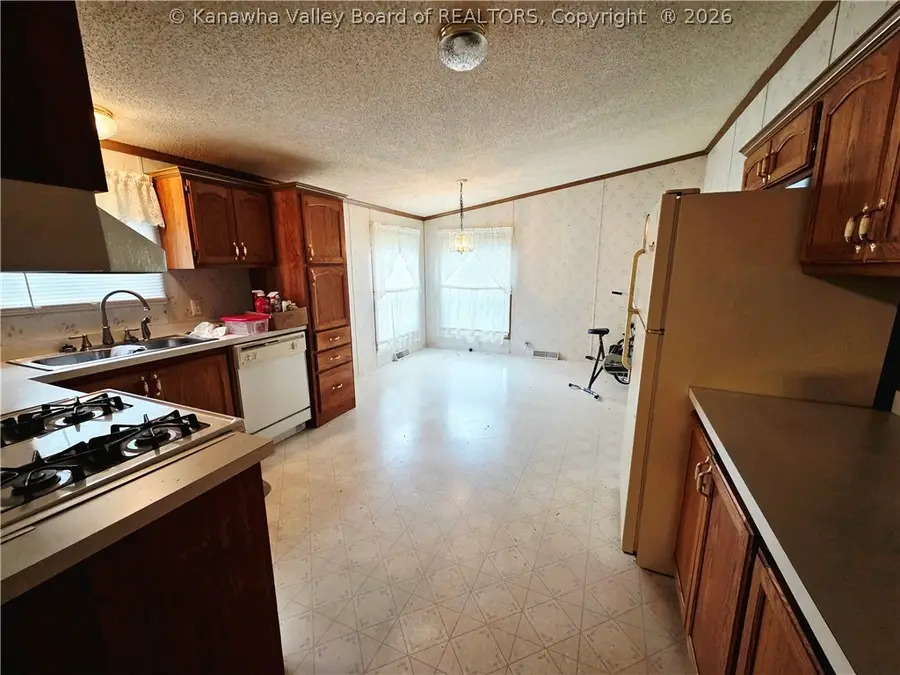 20 Bungalow Road, Charleston, WV 25306 - #3