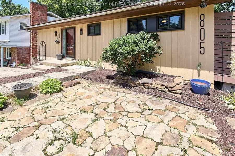 805 Basil Road, Charleston, WV 25314 - #2