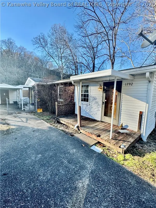 1355 Glenwood Road, Milton, WV 25441