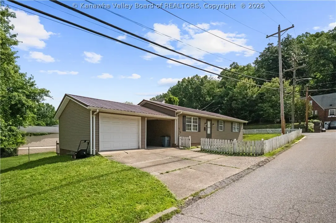2600 Daniels Avenue, South Charleston, WV 25303 - #1