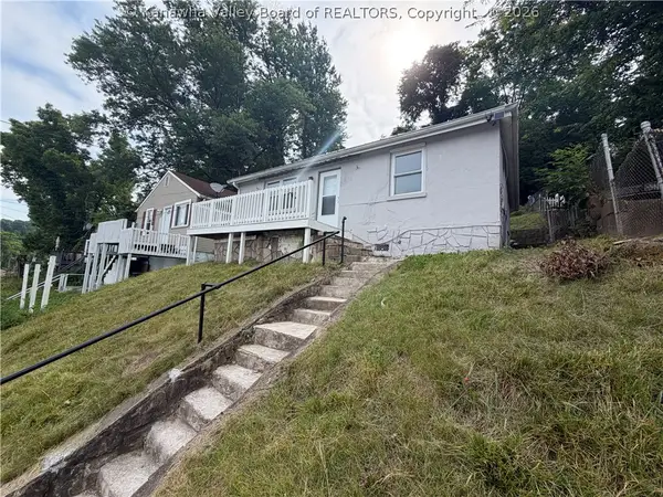 1020 Temple Street, Charleston, WV 25387