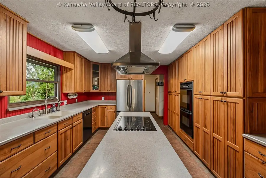 600 Ashton Street, Ravenswood, WV 26164 - #3