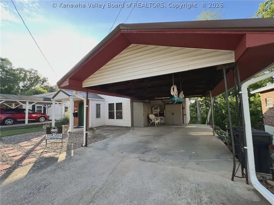 134 Circle Avenue, Spencer, WV 25276 - #2