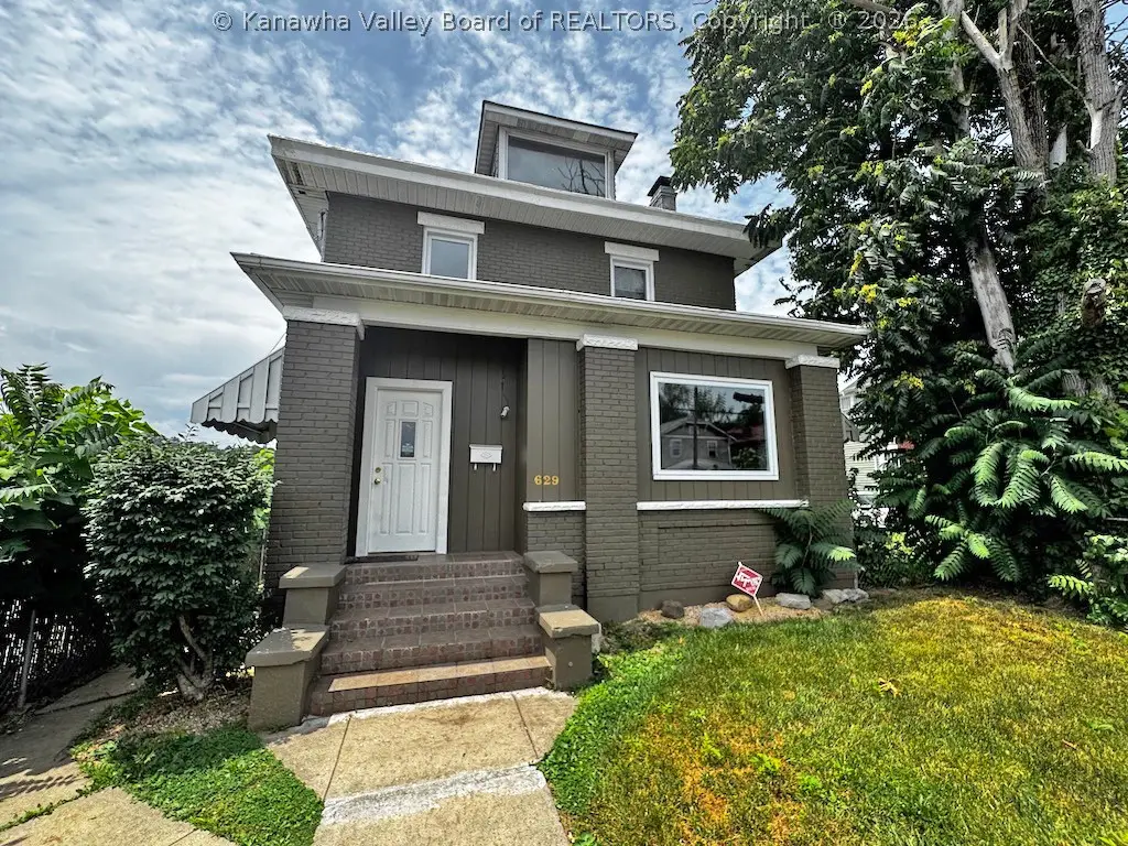 629 Virginia Street W, Charleston, WV 25302 - #1
