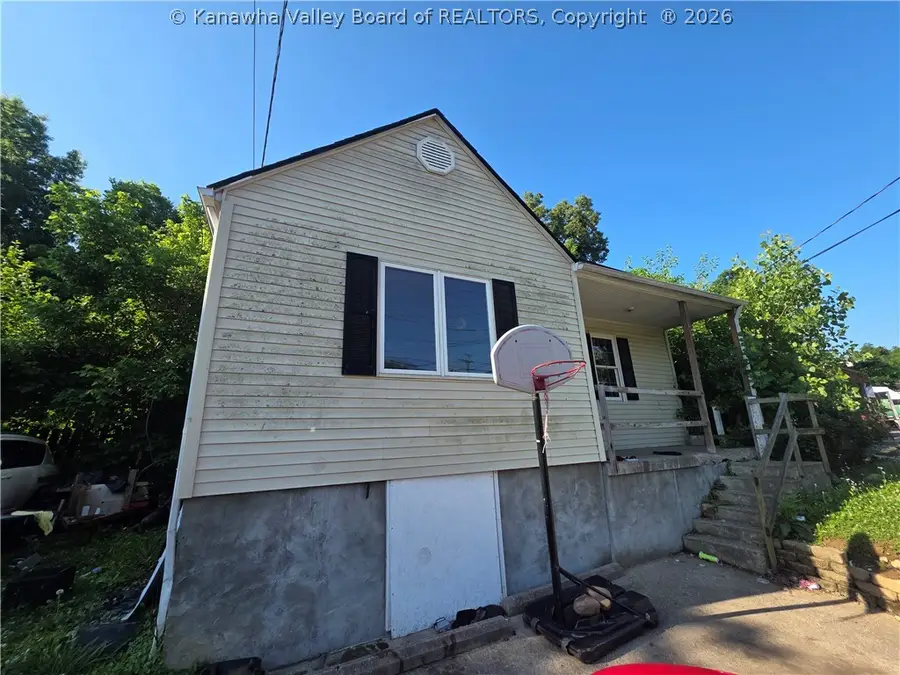 325 Olive Street, Huntington, WV 25705 - #3