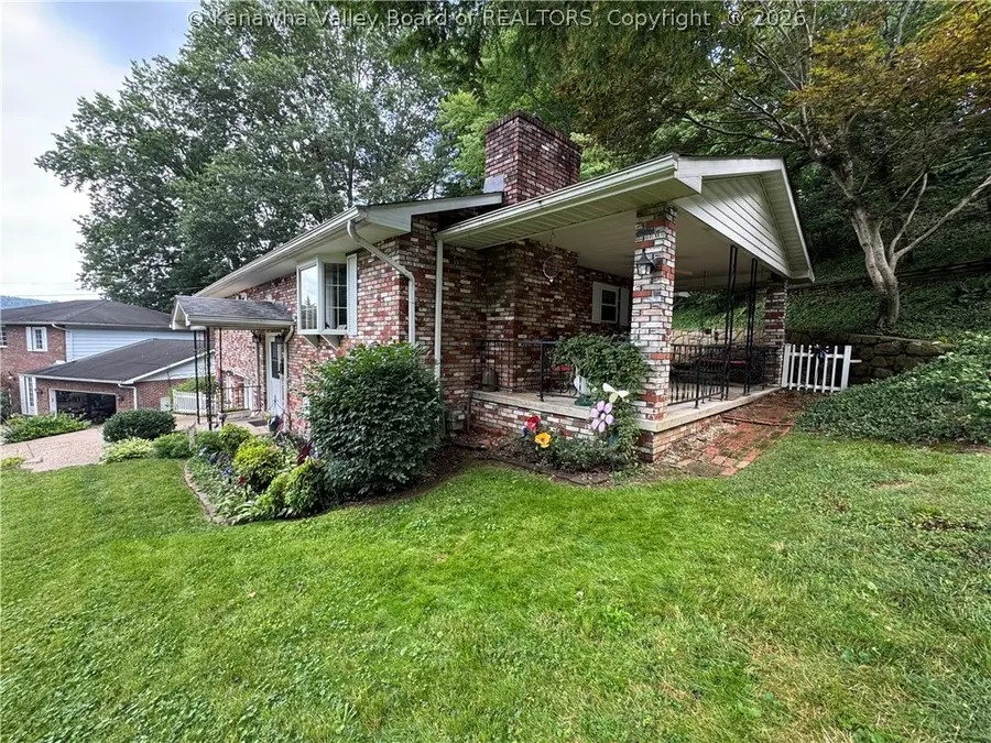 940 Helene Street, Saint Albans, WV 25177 - #2