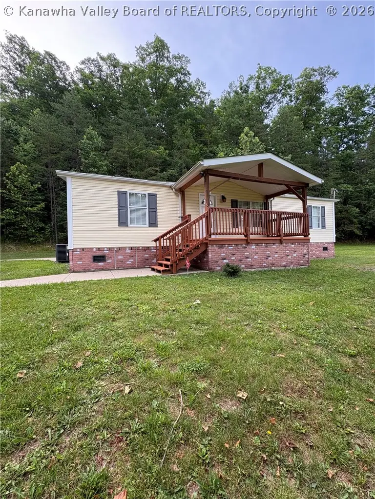 393 Sams Fork Road, Hurricane, WV 25526 - #1