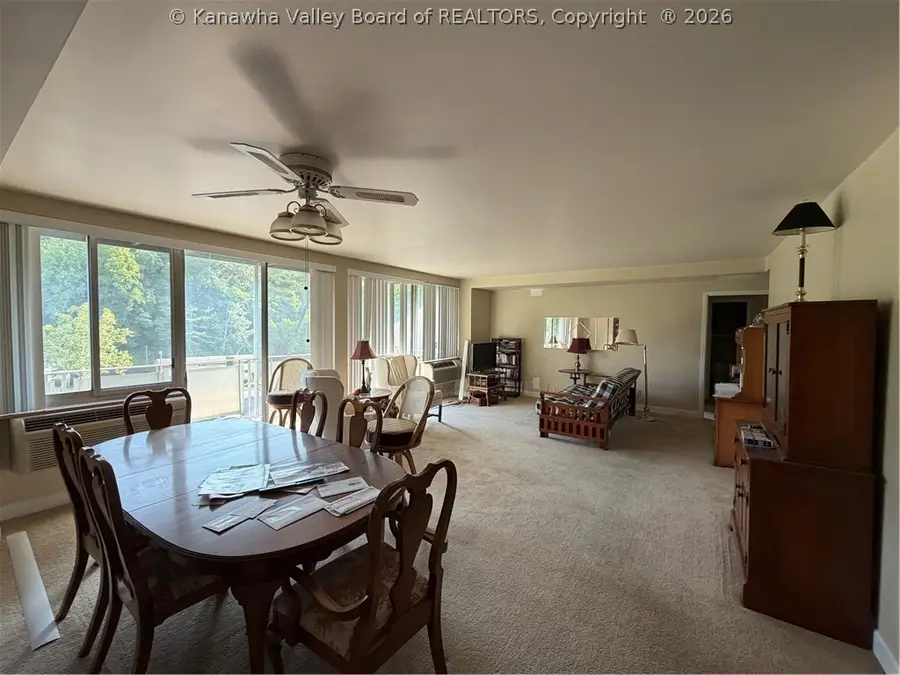 1800 Roundhill Road #406, Charleston, WV 25304 - #3