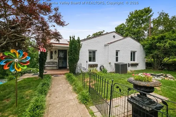 1521 Clark Road, Charleston, WV 25314