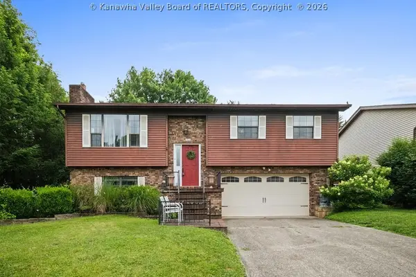 2600 Hayslette Avenue, Hurricane, WV 25526