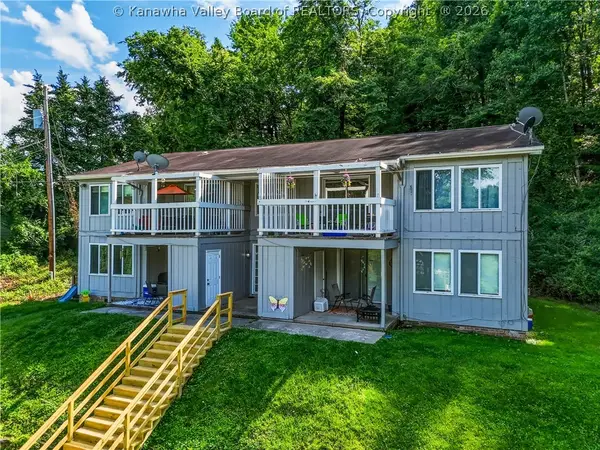 4 Lawnview Road, Charleston, WV 25314