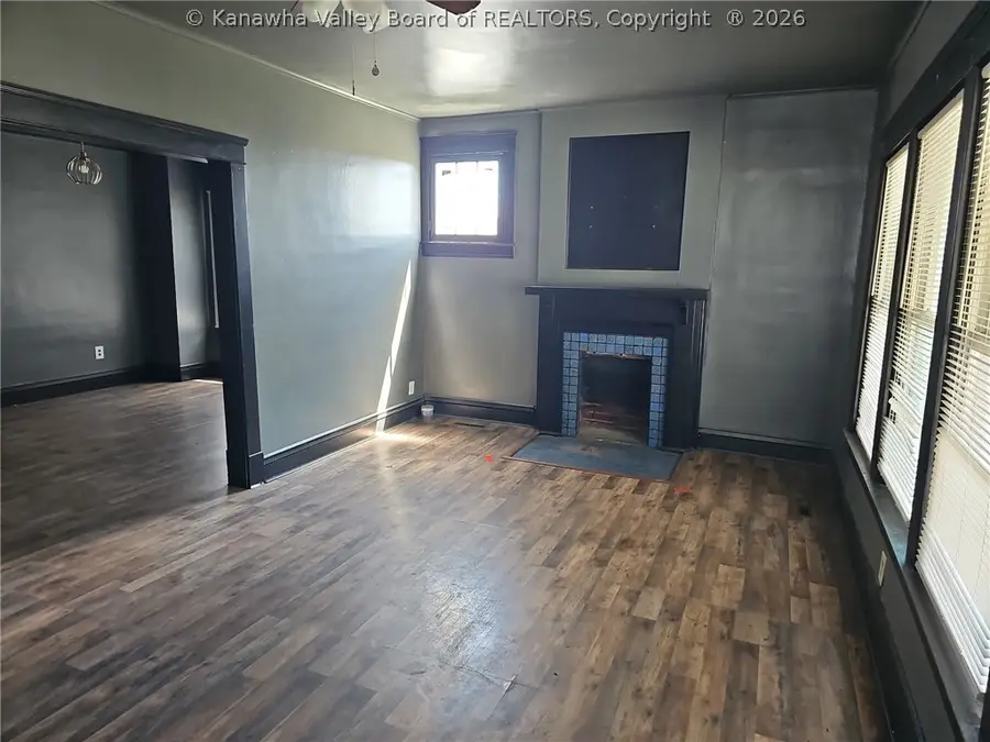 1104 Hunt Avenue, Charleston, WV 25302 - #2