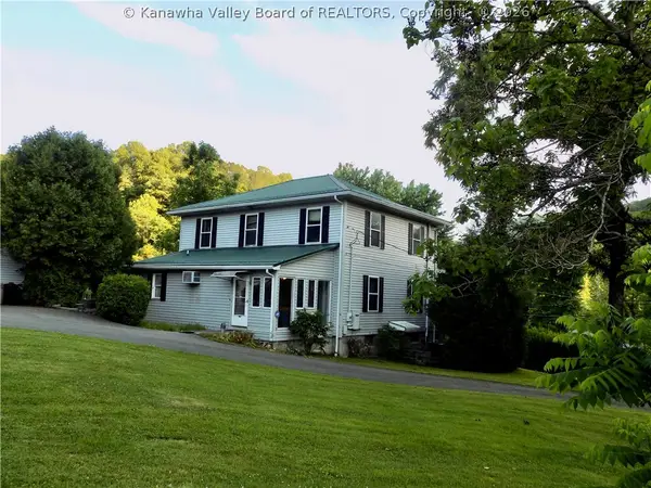 30 Straw Hat Circle, Page, WV 25119