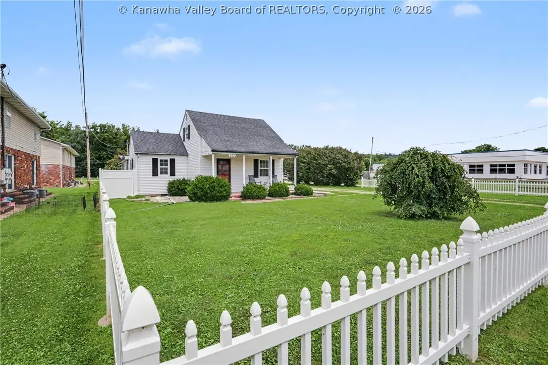 950 Roosevelt Boulevard, Eleanor, WV 25070 - #1